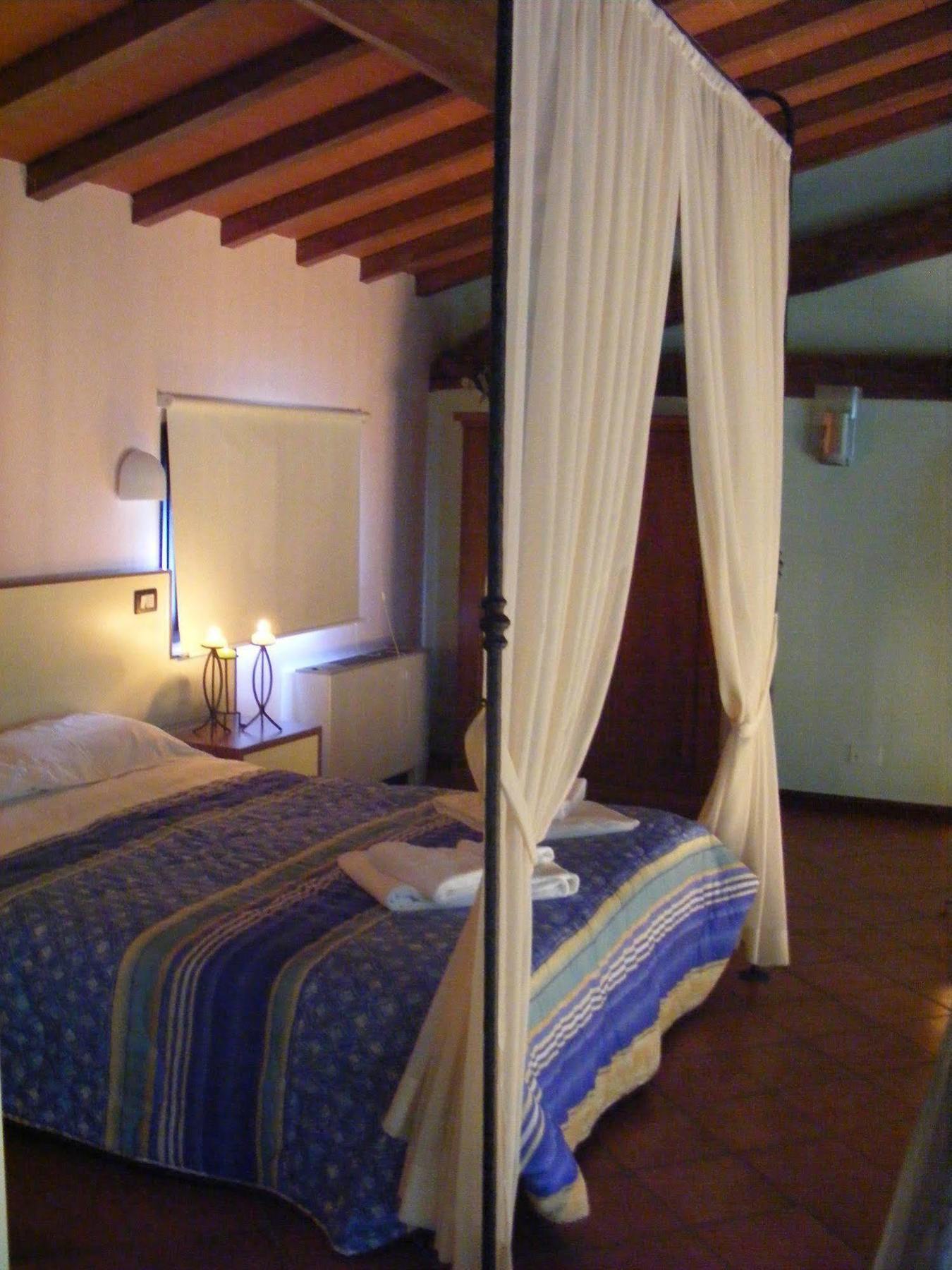 Hotel Toscana 4*