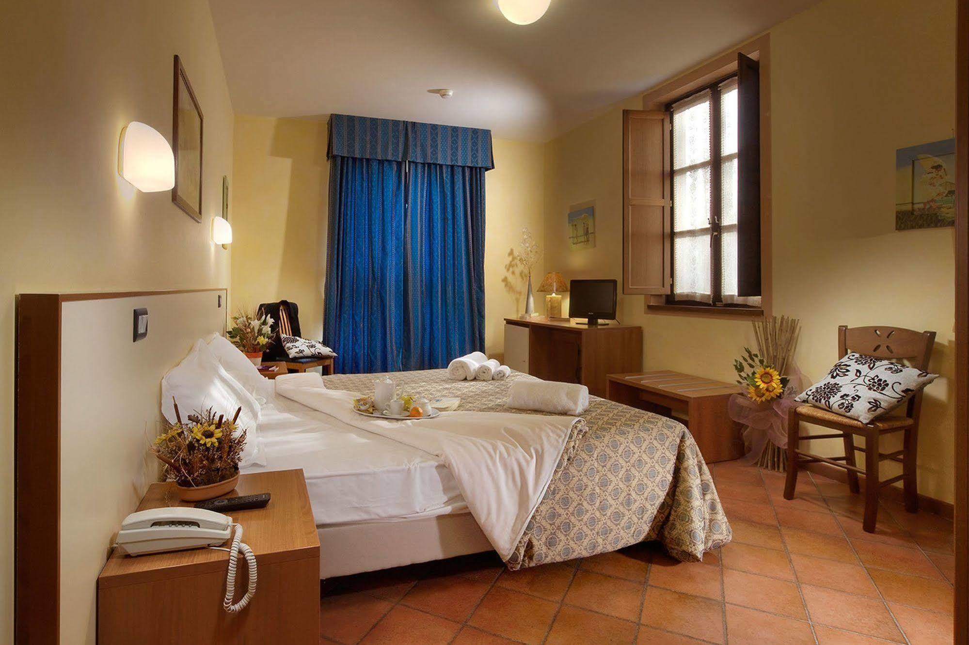 Toscana Hotel 4*